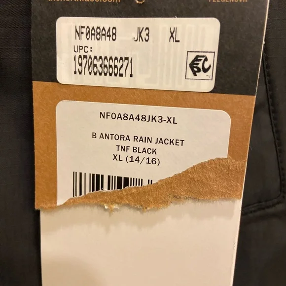 The North Face Boys' Black Outerwear Rain Coat Size 14/16 XL NWT - Picture 4 of 5